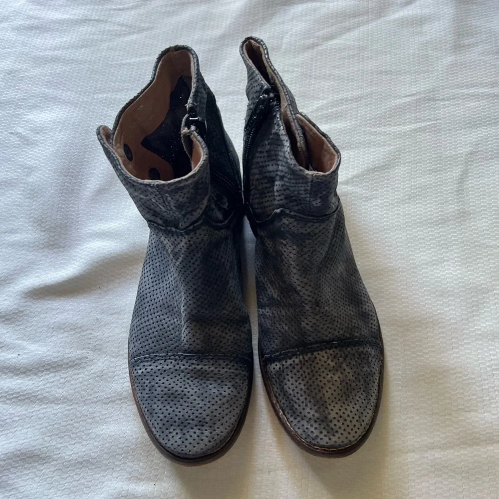 Free People chic ankle